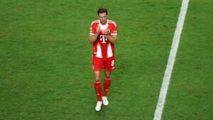 Goretzka applauds fans in Bayern kit after a match