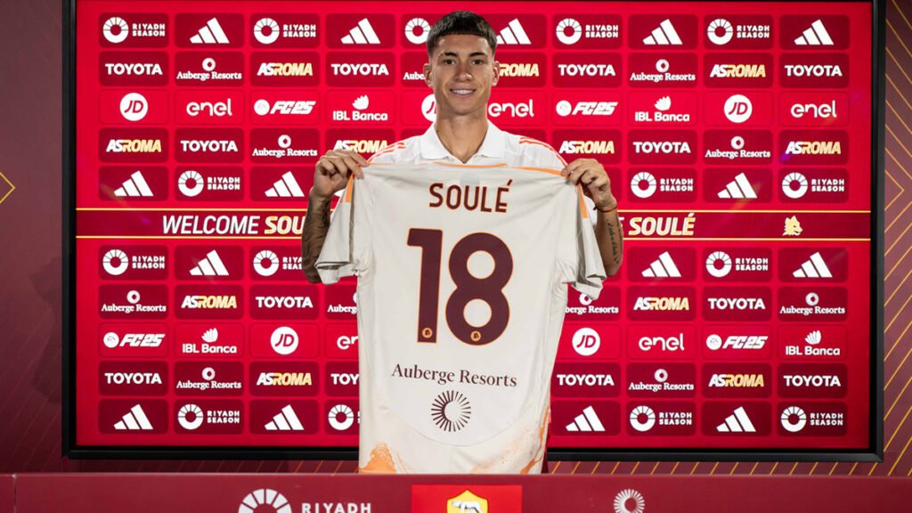 Matías Soulé, expected to take a bigger creative role for Roma with Dybala unavailable.